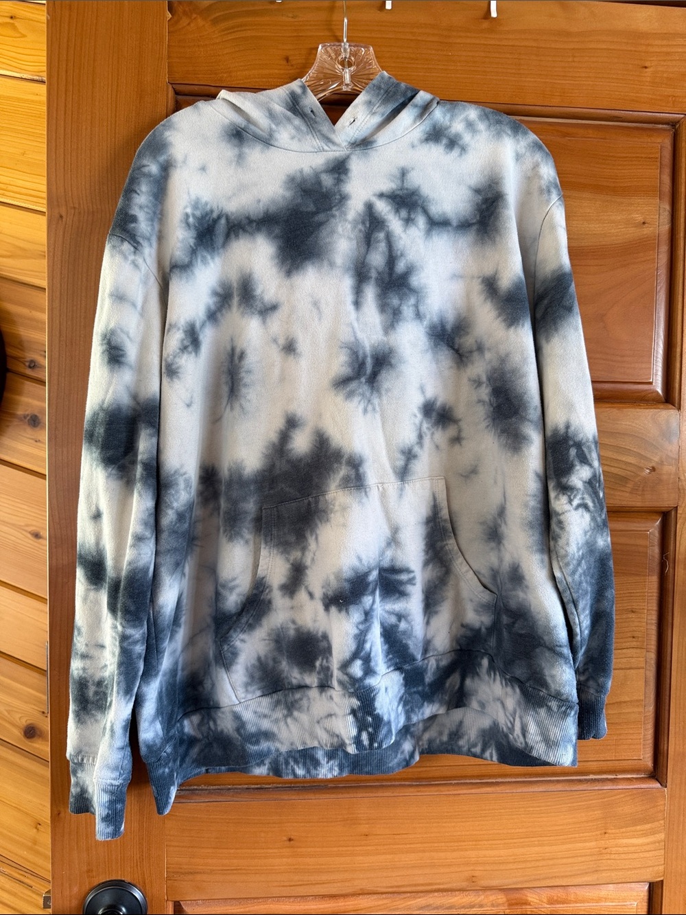 No Boundaries Black & White Tie-Dye Hooded Pullover